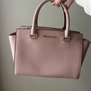 Michael Kors shoulder pink purse
